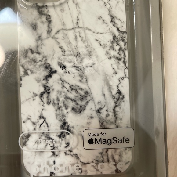 Heyday marble iPhone 13 cover NIB - Picture 2 of 5